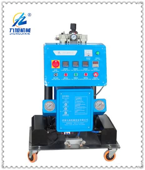 噴涂聚氨酯硬泡設(shè)備型號(hào)Q2600(D)